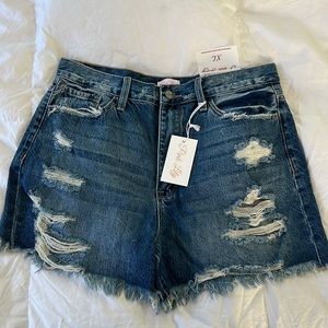 Pink Lily denim shorts
